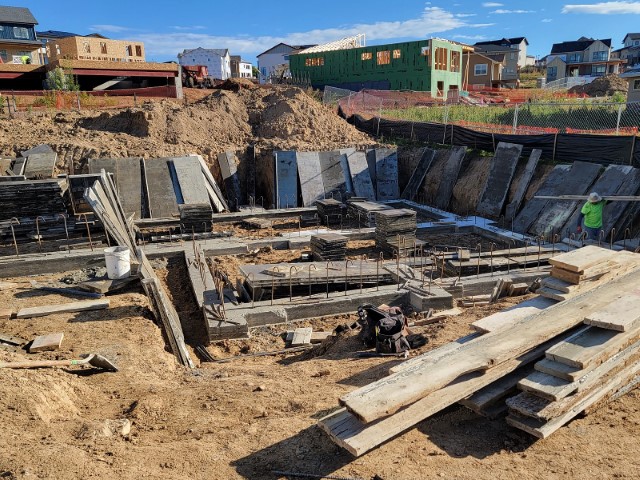 915-footings